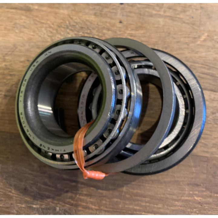 SPROCKET SHAFT BEARING ASSEMBLY